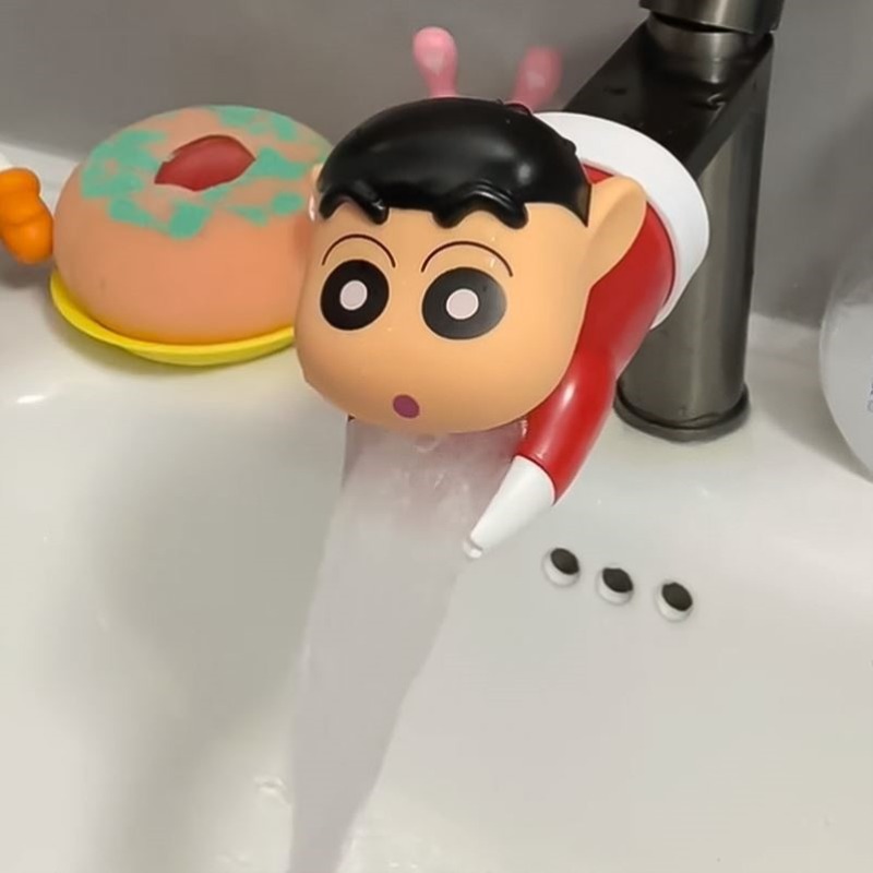 Plumbing - Crayon ShinChans Niedlicher Cartoon Anti-Spritz-Wasserhahn-Verlängerer Wasserfilter-Armaturen-Aufsatz